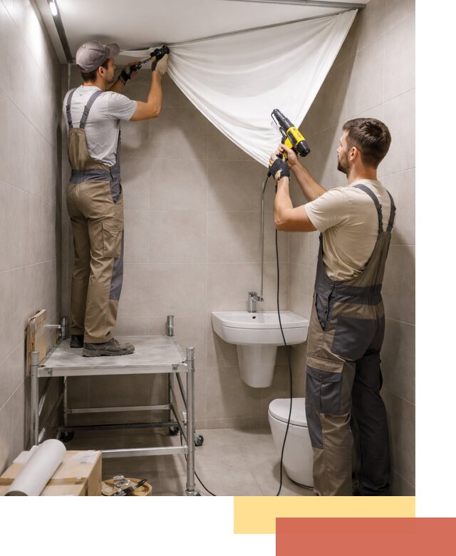 Монтаж натяжного потолка в санузле в таре